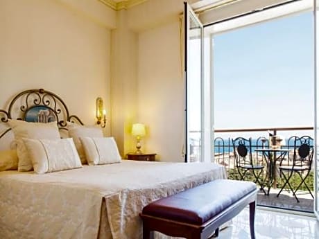 Suite with Sea View