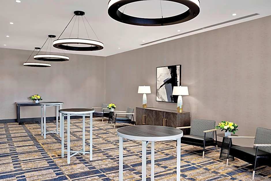 Delta Hotels by Marriott Calgary Downtown