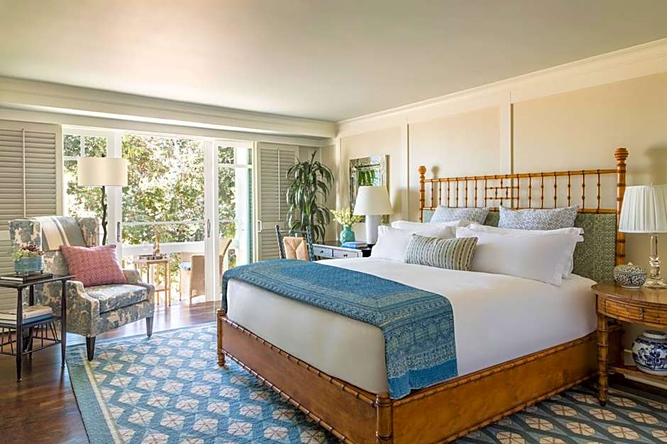 Photo 1 of 4 of Deluxe 1 King Bed