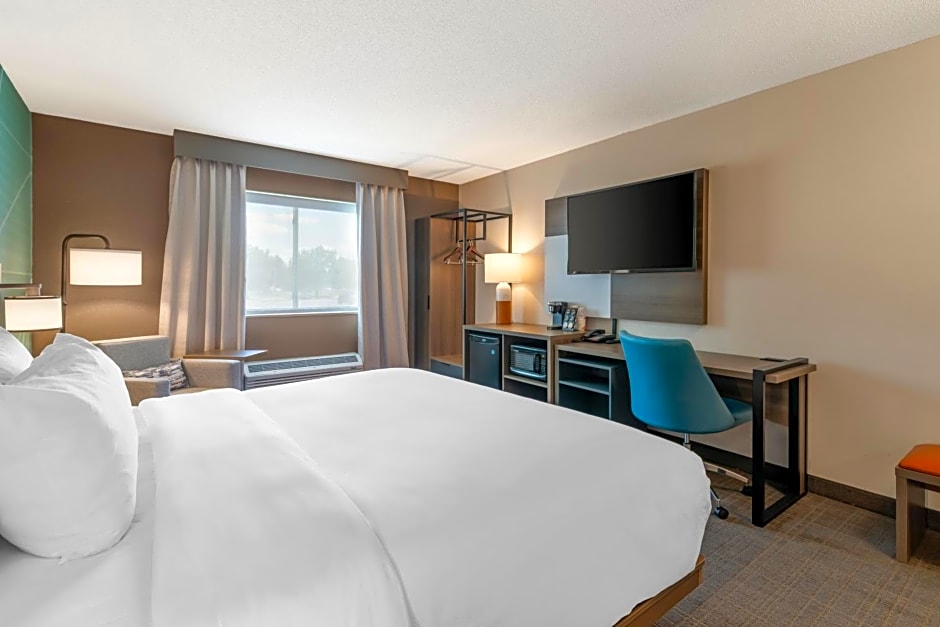 Comfort Inn & Suites Saratoga Springs