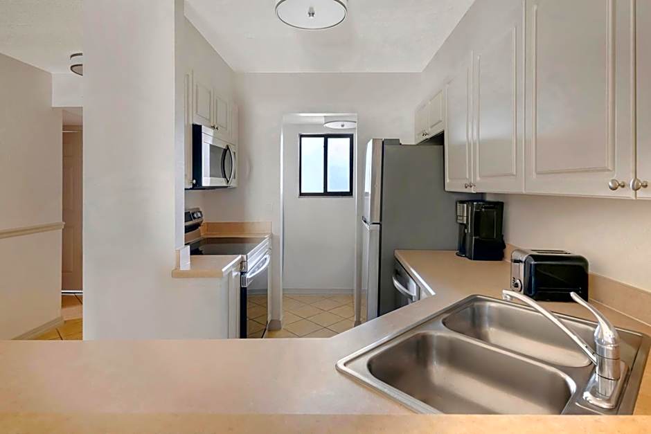 Parkway International Resort