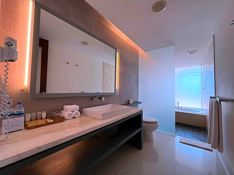 The Wangsa Hotel and Villas Benoa