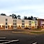 Holiday Inn Express Williamsbrg Busch Gardens Area By IHG