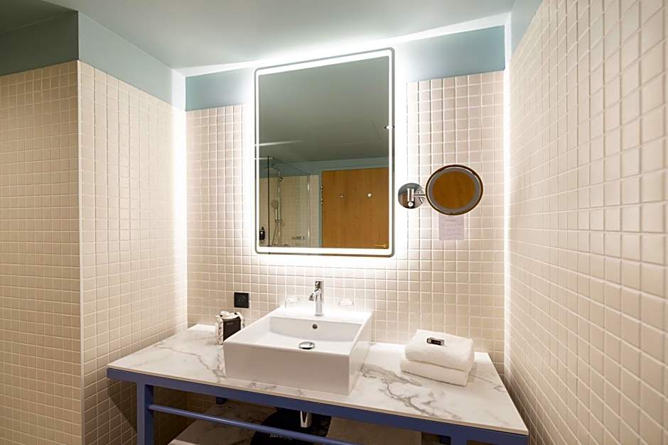 KOPSTER Hotel Residence Paris Ouest Colombes