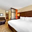 Comfort Suites East Lincoln - Mall Area