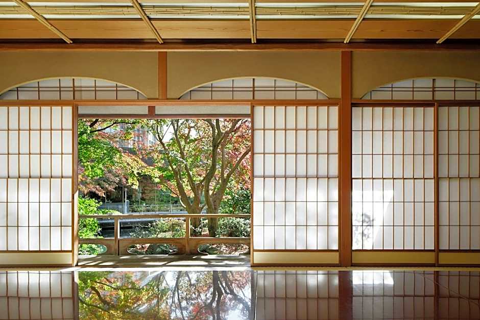 The Prince Kyoto Takaragaike, Autograph Collection