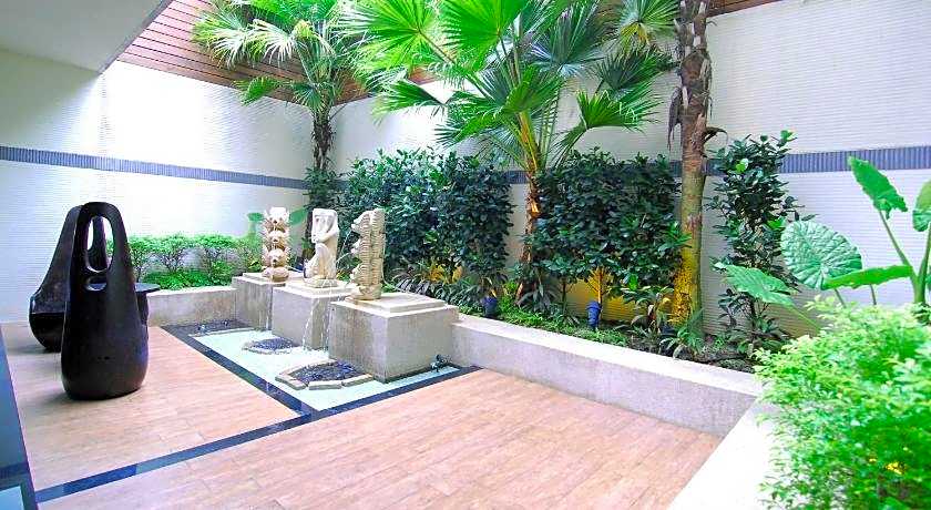 Yes Motel City Resort Paradise