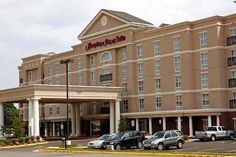 Hampton Inn and Suites Fredericksburg