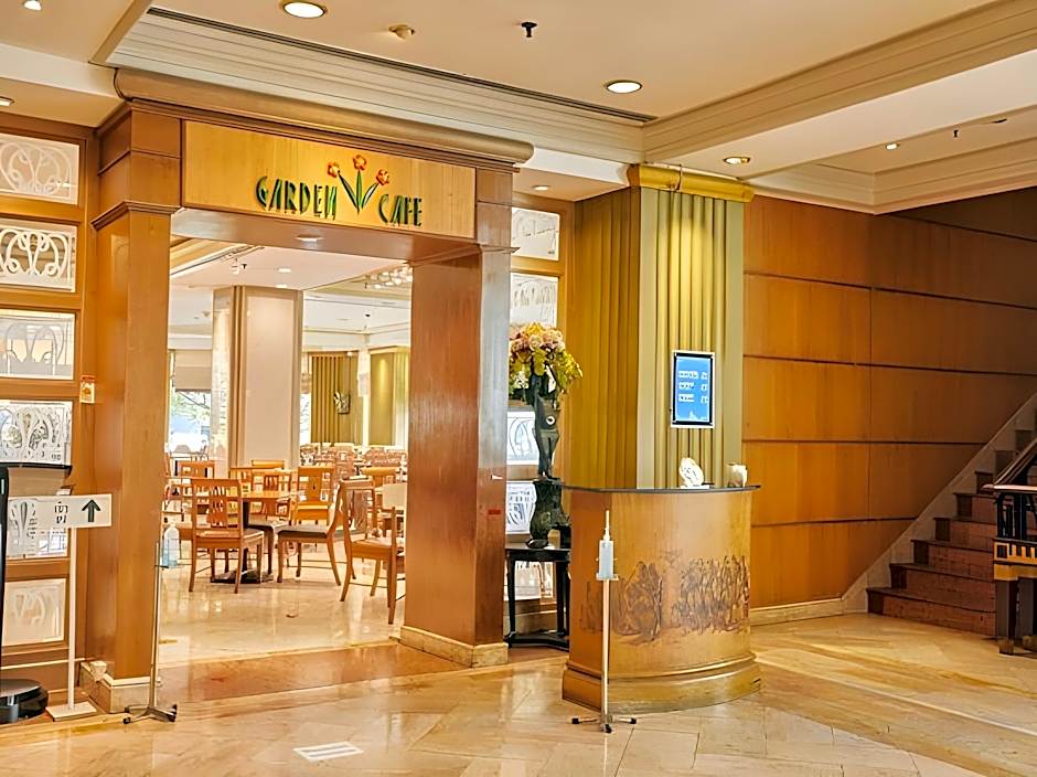 The Royal City Hotel