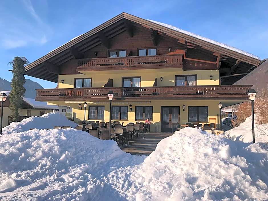 DEVA Hotel-Restaurant Fischerwirt inklusive Chiemgau Card