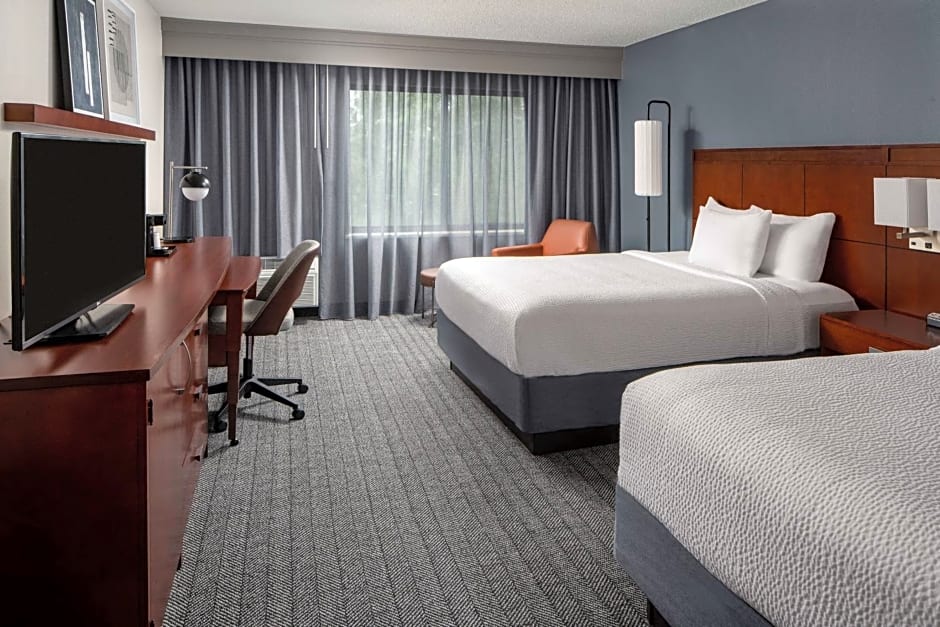 Courtyard by Marriott Covington / Mandeville