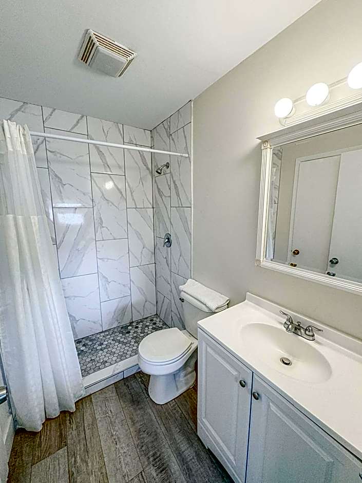 Atlantis Inn - Tybee Island