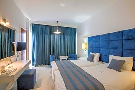 Double or Twin Room with Inland View