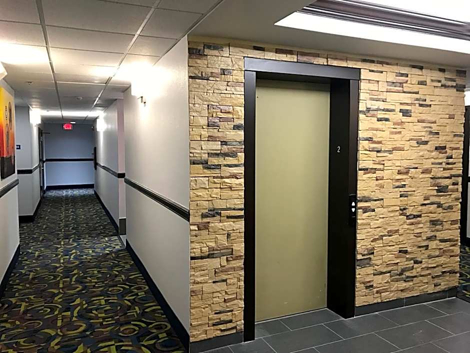 Blue Bay Inn And Suites