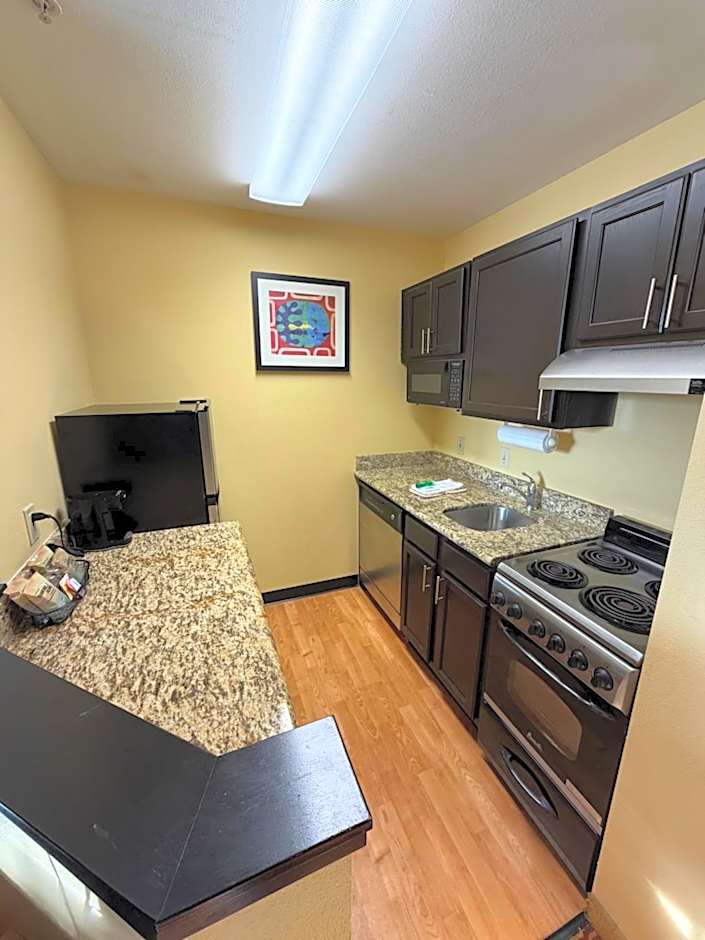 MainStay Suites Bloomington near University