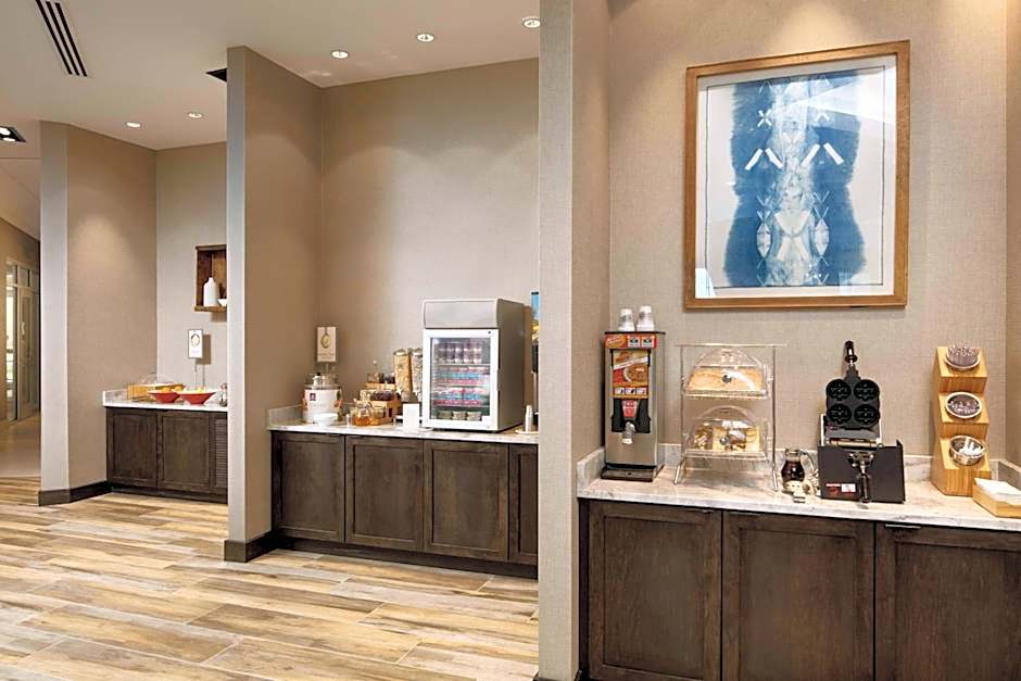 Fairfield Inn & Suites by Marriott Louisville Northeast