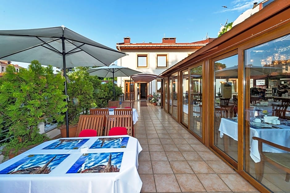 Zeynep Sultan Hotel Istanbul Turkey Rates From Try281