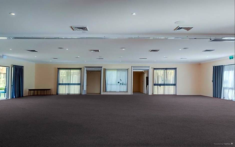 The Select Inn Gosford