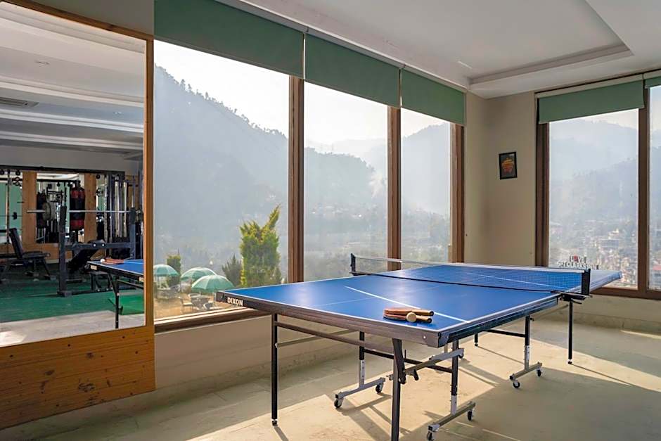 SPT Clarks Inn Suites, Mandi