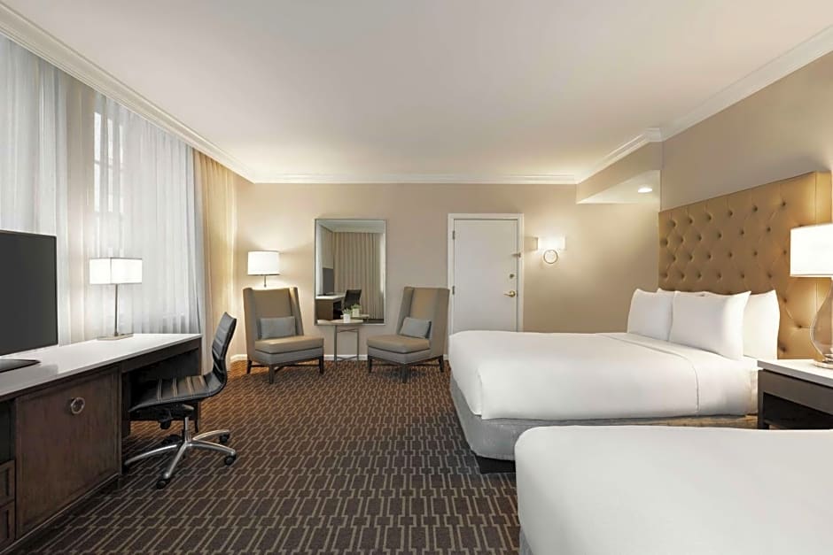 Hilton New Orleans/St. Charles Ave. French Quarter Area