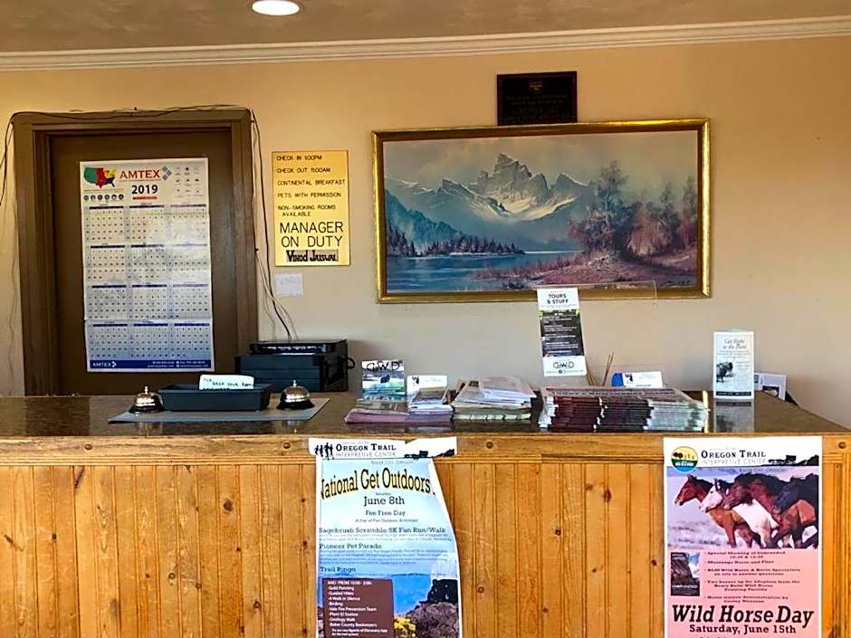 Knights Inn Baker City