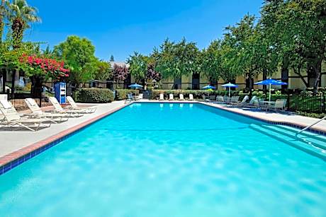 Four Points By Sheraton Bakersfield