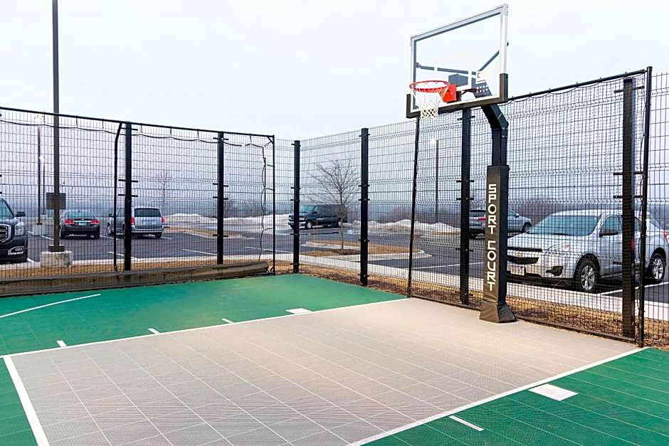 Residence Inn by Marriott Milwaukee West