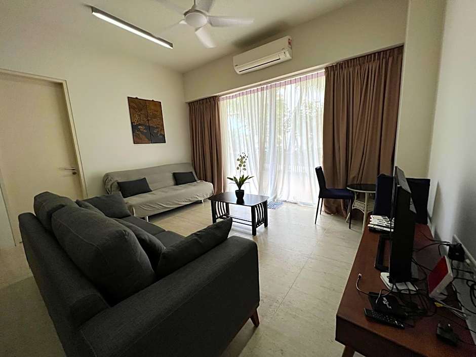 By The Sea Ground Floor with Pool Facing 3A