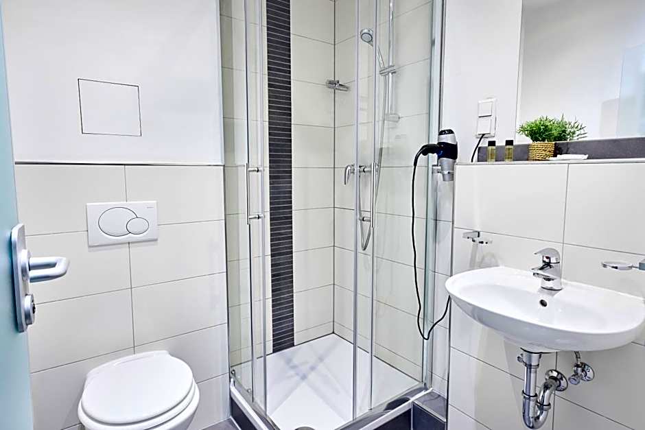 Hotel Villa-Bassermann, stilvoll, 2 Min zum Schloss, schnelles WLAN & Parkplatz