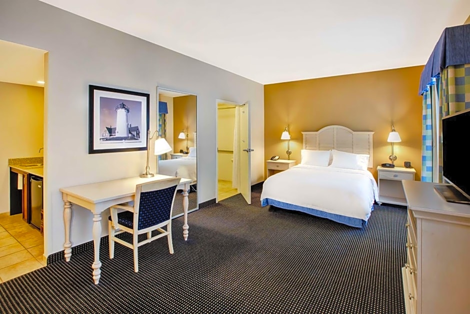 Hampton Inn By Hilton - Suites Cape Cod-West Yarmouth