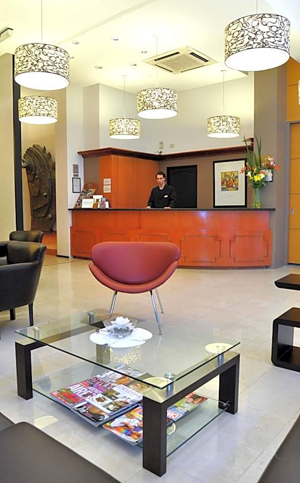 Hotel Uthgra De Las Luces