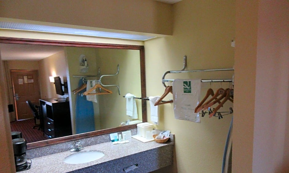 Quality Inn Andalusia