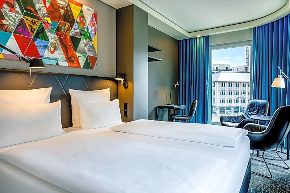 Motel One Frankfurt-Römer