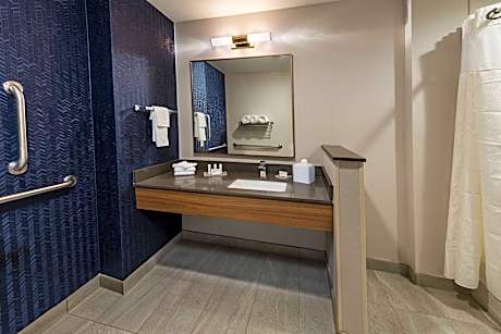 Suite, 2 Queen, Sofa bed