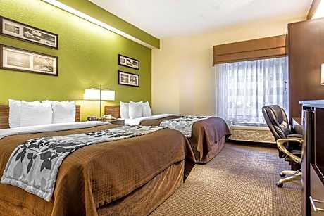 Queen Room with Two Queen Beds - Non-Smoking