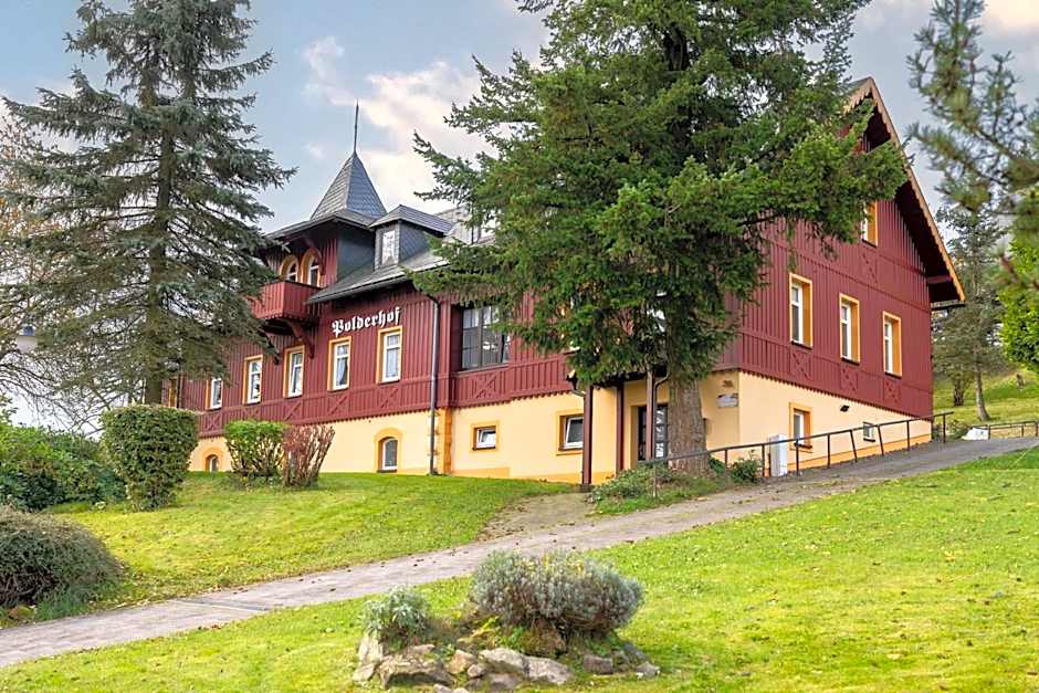 Ferienanlage Zum Silberstollen 2 Häuser am Berg Polderhof und Weißeritzhütte