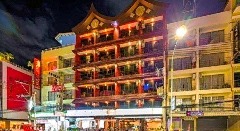 Tanawan Phuket Hotel