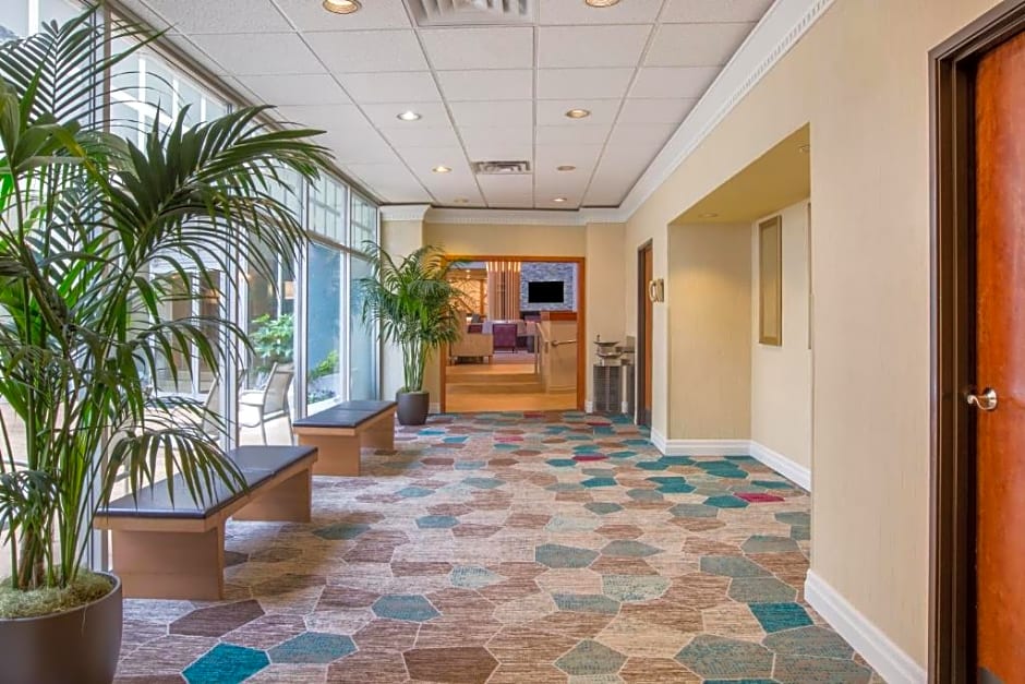 AC Hotel by Marriott Portland Lake Oswego