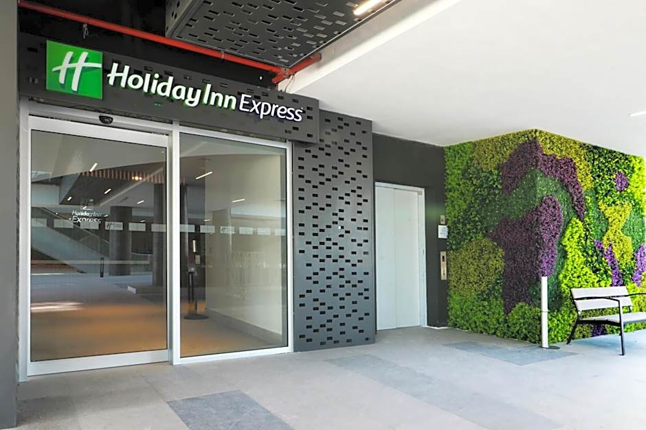 Holiday Inn Express - Monterrey - Fundidora By IHG