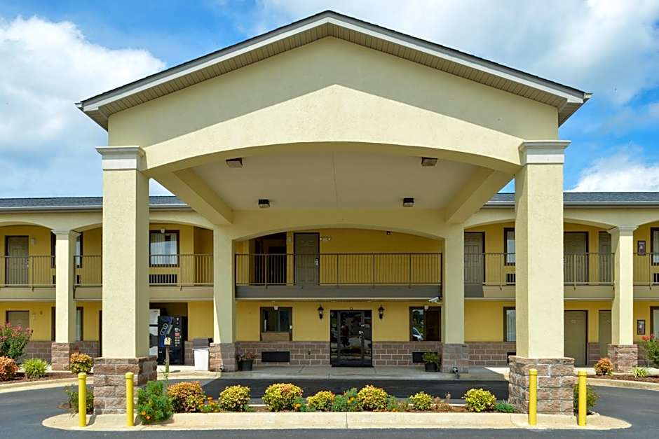 Americas Best Value Inn & Suites University Ave