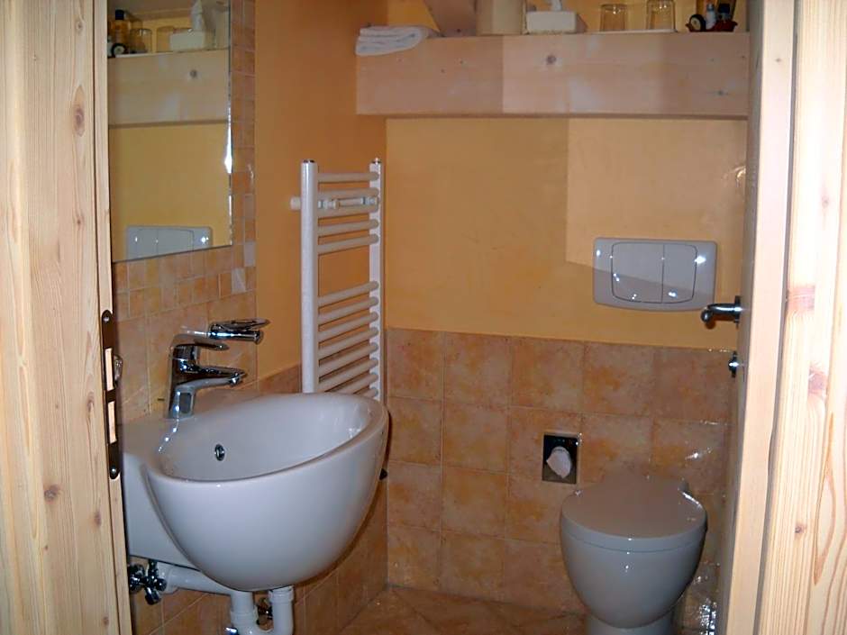 Castelir Suite Hotel