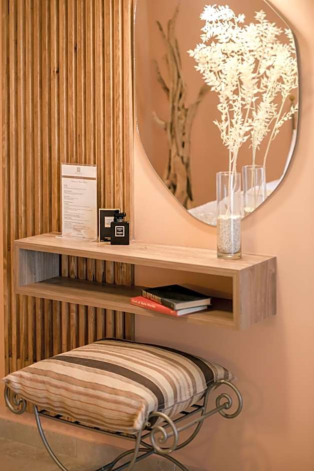 Porto Roma Seaside Studios