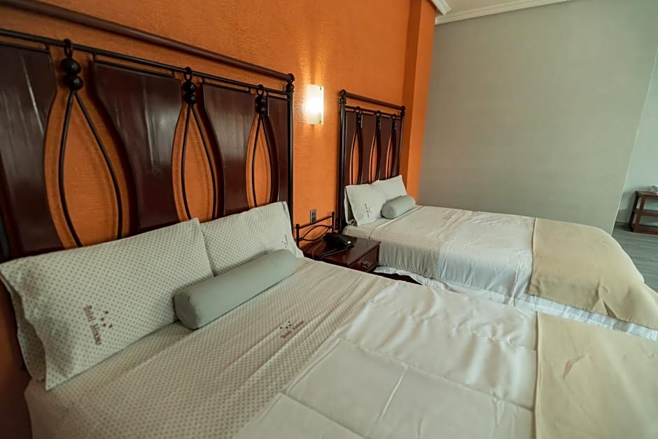 Hotel Alcazar