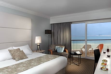 Premium Masada Suite with Sea View