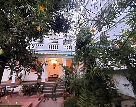 Z Hotel