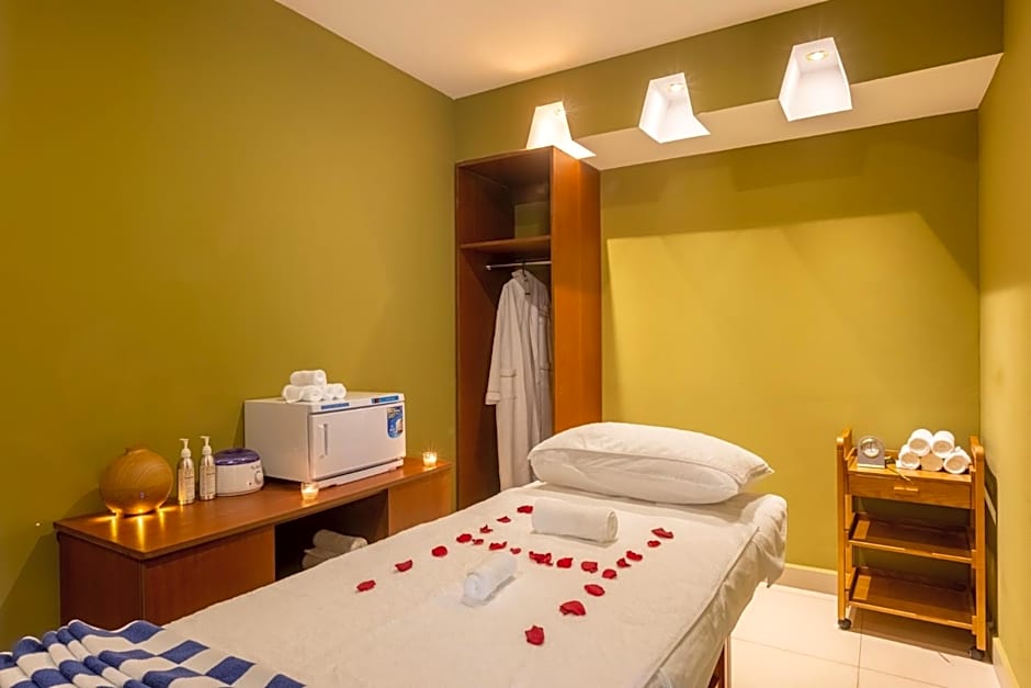 Hermosa Garden Hotel