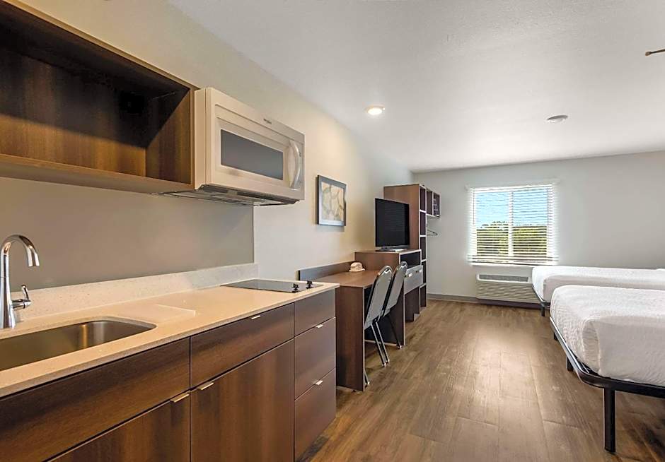WoodSpring Suites Roanoke