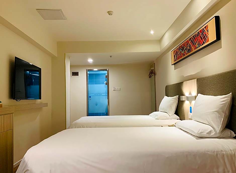 Hanting Hotel Guangzhou Sanyuanli Metro Station