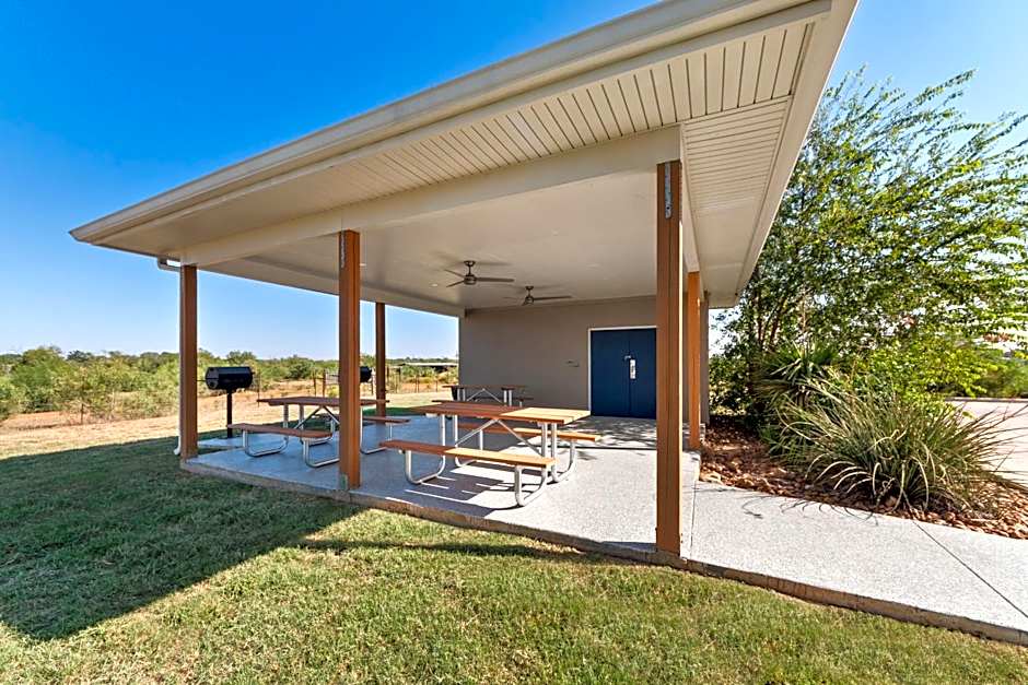 Savannah Suites Pleasanton