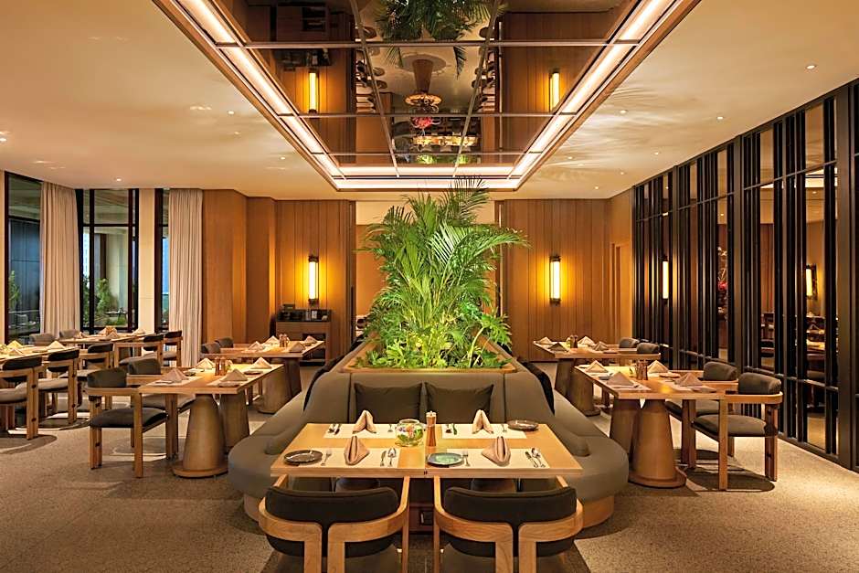 Hotel Tentrem Jakarta